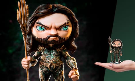 Gallery Feature Image of Aquaman Mini Co Collectible Figure - Click to open image gallery