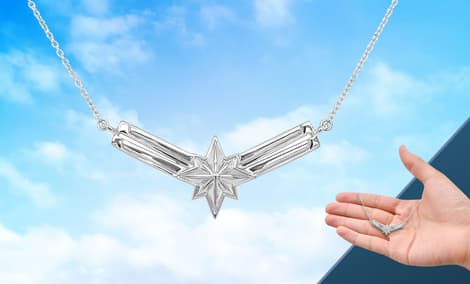 Gallery Feature Image of Captain Marvel's Necklace Jewelry - Click to open image gallery