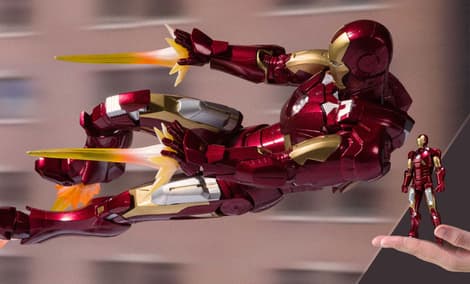 Gallery Feature Image of Iron Man Mark VII and Hall of Armor Collectible Set - Click to open image gallery