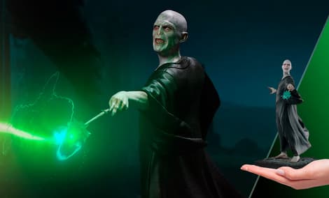 Gallery Feature Image of Voldemort 1:10 Scale Statue - Click to open image gallery