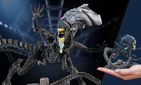 Gallery Feature Image of Alien Queen Q-Fig Max Elite Collectible Figure - Click to open image gallery