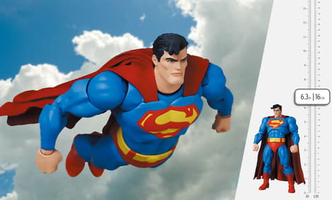 Gallery Feature Image of Superman (The Dark Knight Returns) Collectible Figure - Click to open image gallery