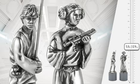 Gallery Feature Image of Luke & Leia King & Queen Chess Piece Pair Pewter Collectible - Click to open image gallery