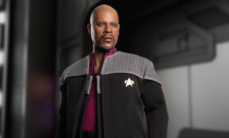 Gallery Feature Image of Captain Benjamin Sisko (Standard Version) Sixth Scale Figure - Click to open image gallery