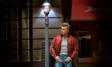 Gallery Feature Image of James Dean (Deluxe Version) Statue - Click to open image gallery