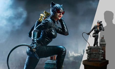 Gallery Feature Image of Catwoman 1:3 Scale Statue - Click to open image gallery