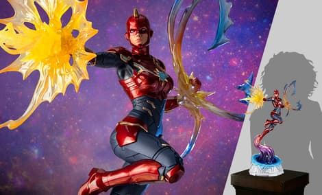 Gallery Feature Image of Captain Marvel Statue - Click to open image gallery