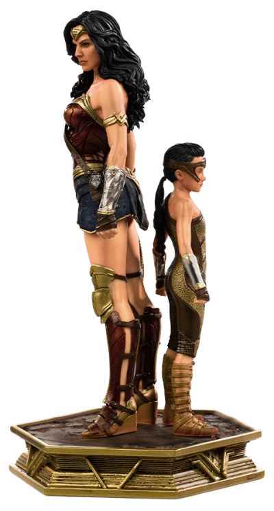 Wonder Woman & Young Diana DC Comics 1:10 Scale Statue Image