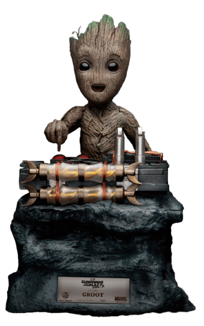 Groot Statue