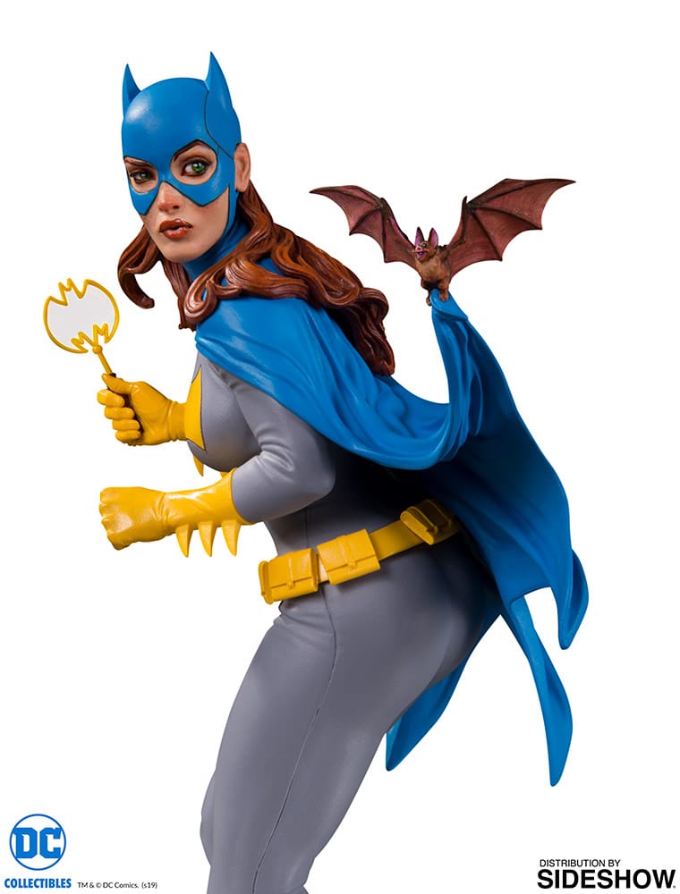 DC Comics guarda la Batgirl di Statua 