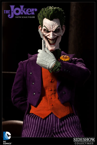 DC Comics The Joker Sixth Scale Figure by Sideshow Collectibles