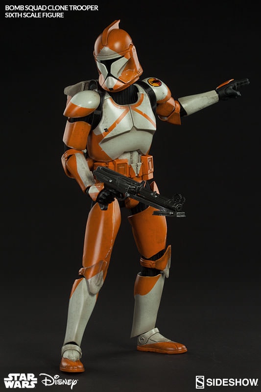 Star Wars Bomb Squad Clone Trooper: Ordnance Specialist Sixth Scale Figure  Collector Edition  View 6