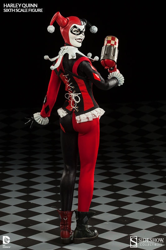 DC Comics Harley Quinn Sixth Scale Figure  Collector Edition - Prototype Shown View 5