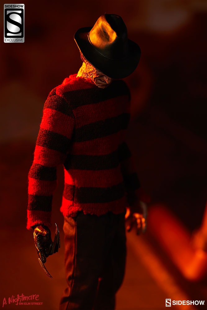Nightmare on Elm Street Freddy Krueger Sixth Scale Figure  Exclusive Edition  View 6