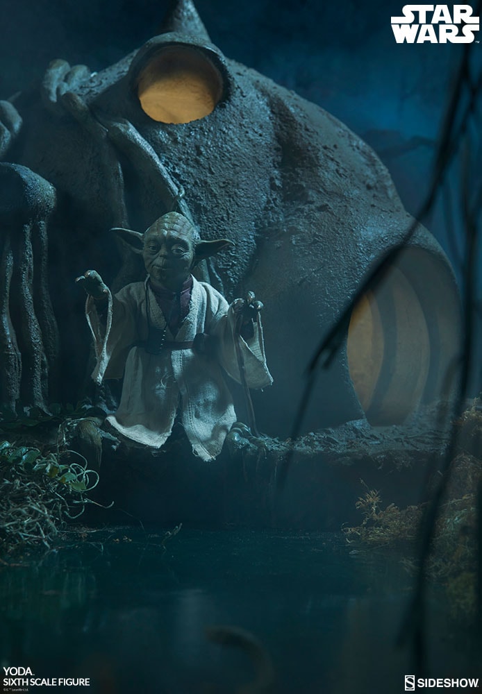 Star Wars Yoda Sixth Scale Figure  View 4