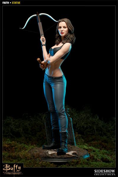 Buffy the Vampire Slayer Faith Statues  Collector Edition  View 4