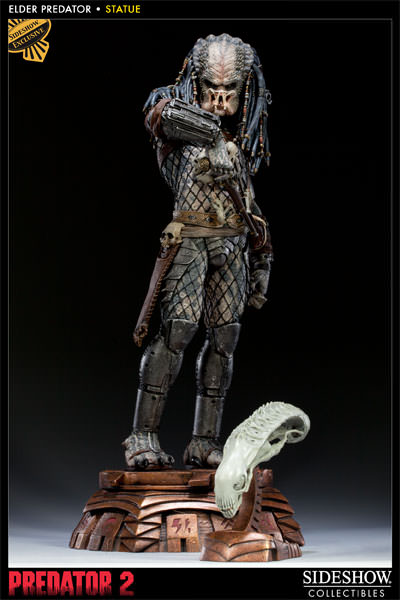 Predator Elder Predator Statues  View 1