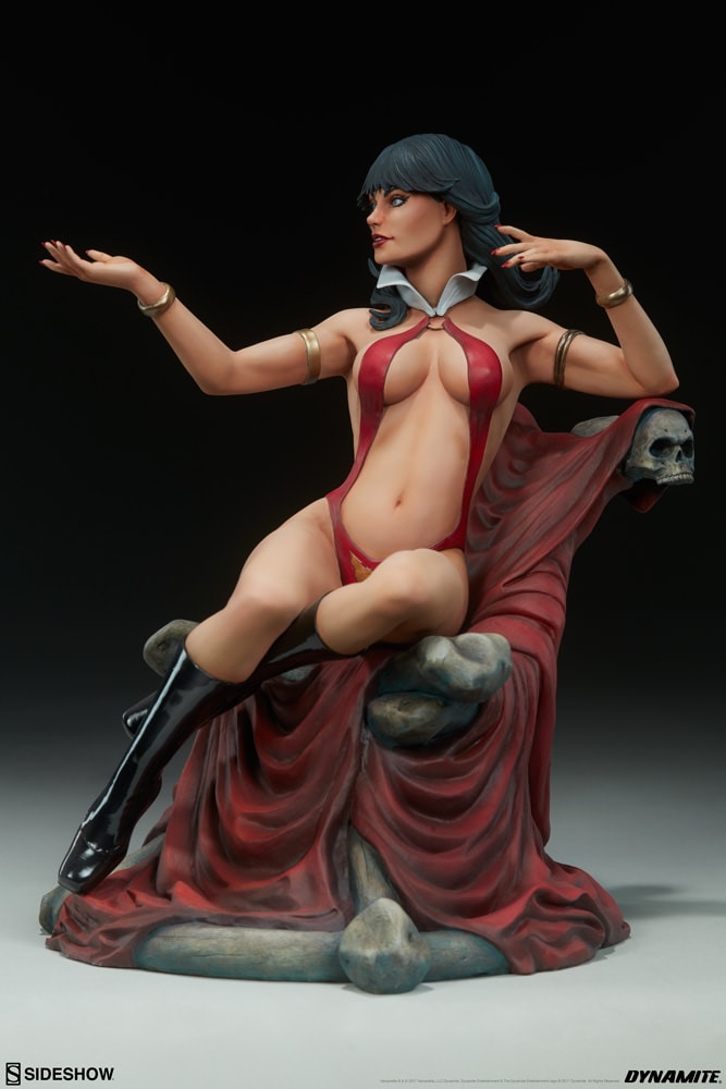 Vampirella Collector Edition - Prototype Shown