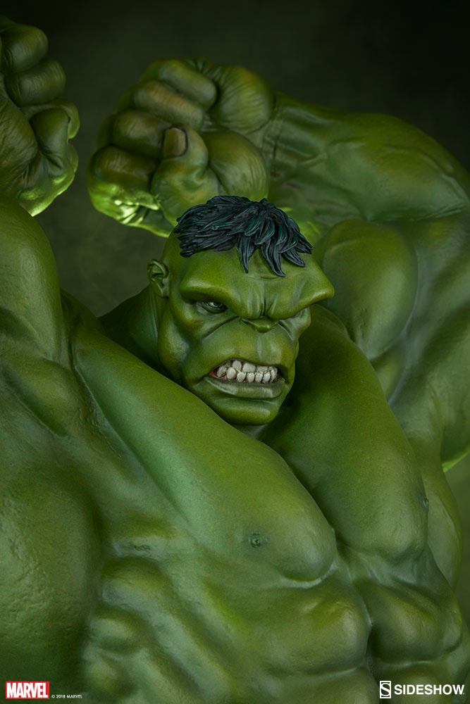 Marvel Hulk Statues  Collector Edition  View 3