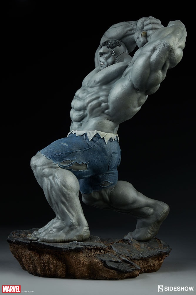 Marvel Grey Hulk Statues  Exclusive Edition - Prototype Shown View 6