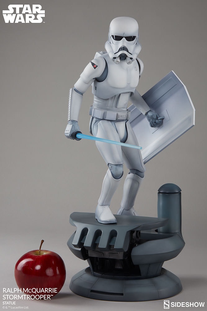 Star Wars Ralph McQuarrie Stormtrooper Statues  Collector Edition  View 2