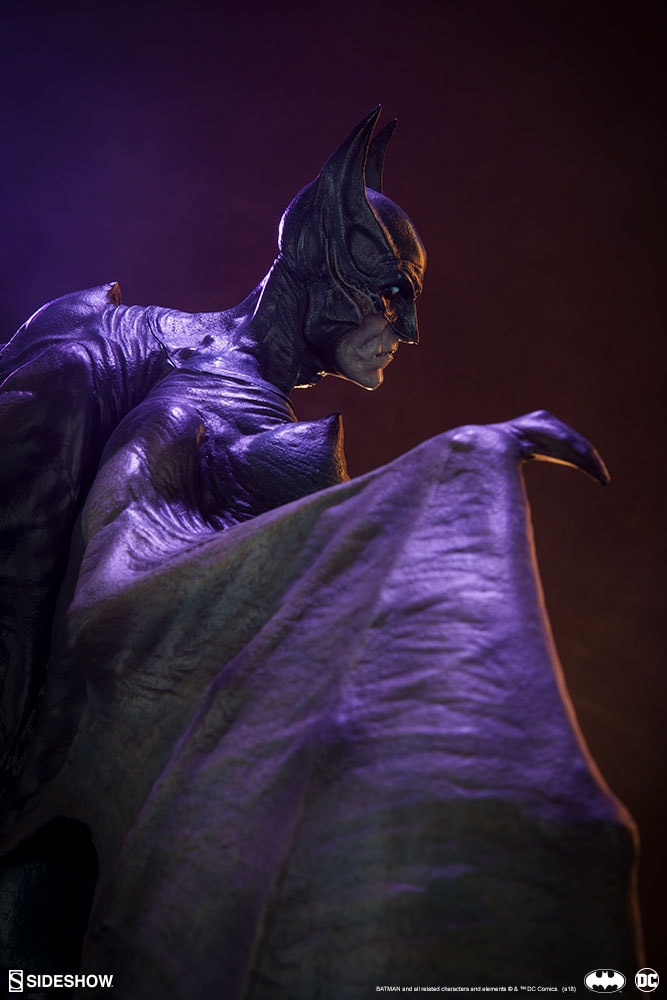 DC Comics Batman Statues  Collector Edition  View 2
