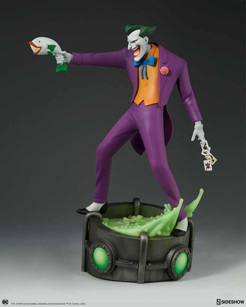DC Comics The Joker Statues  Collector Edition  View 6