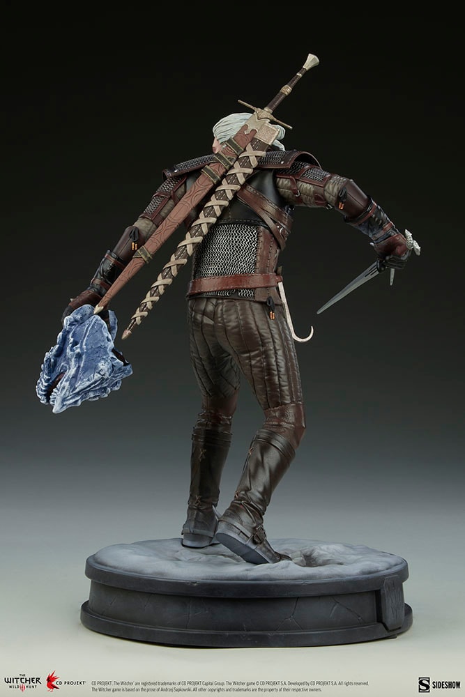 The Witcher 3: Wild Hunt Geralt Statues  View 6