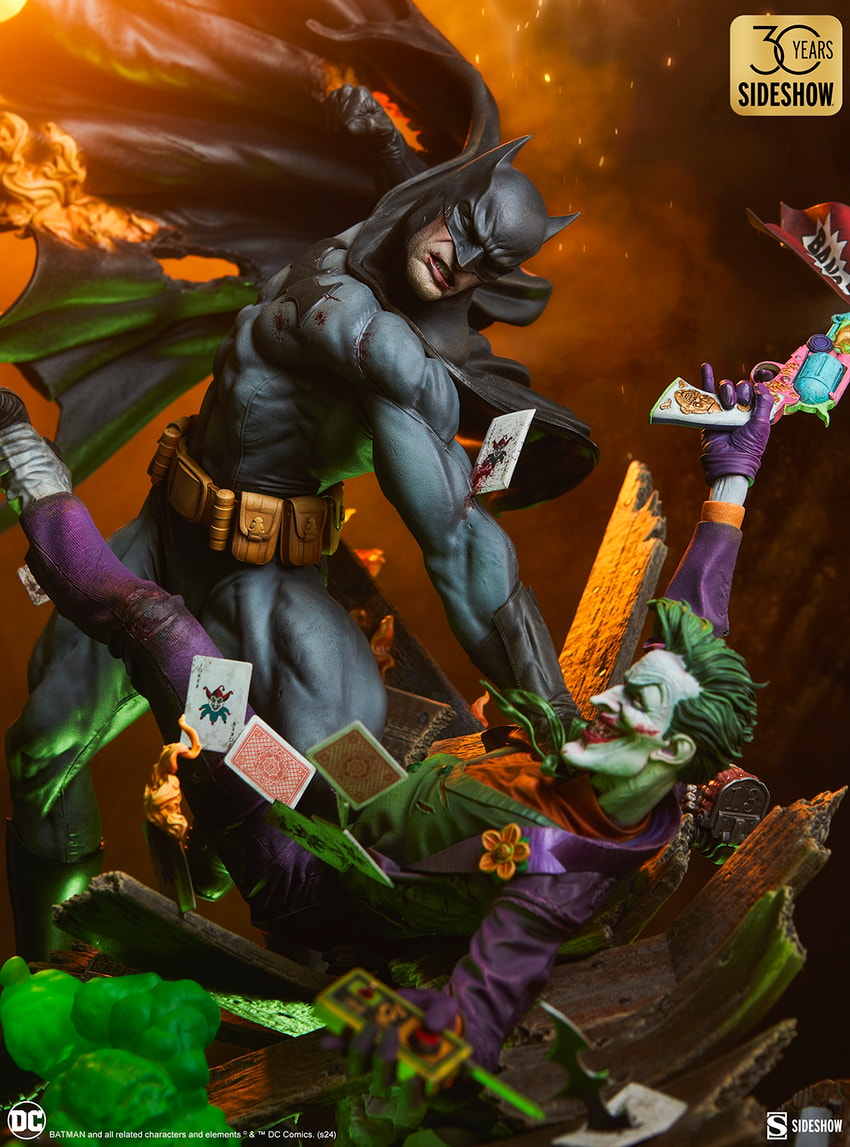 Batman vs The Joker: Eternal Enemies Premium Format™ Figure by Sideshow ...