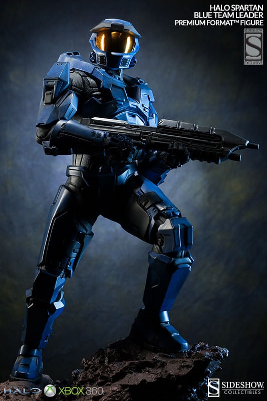 HALO HALO Spartan - Blue Team Leader Premium Format™ Figure  Exclusive Edition  View 4