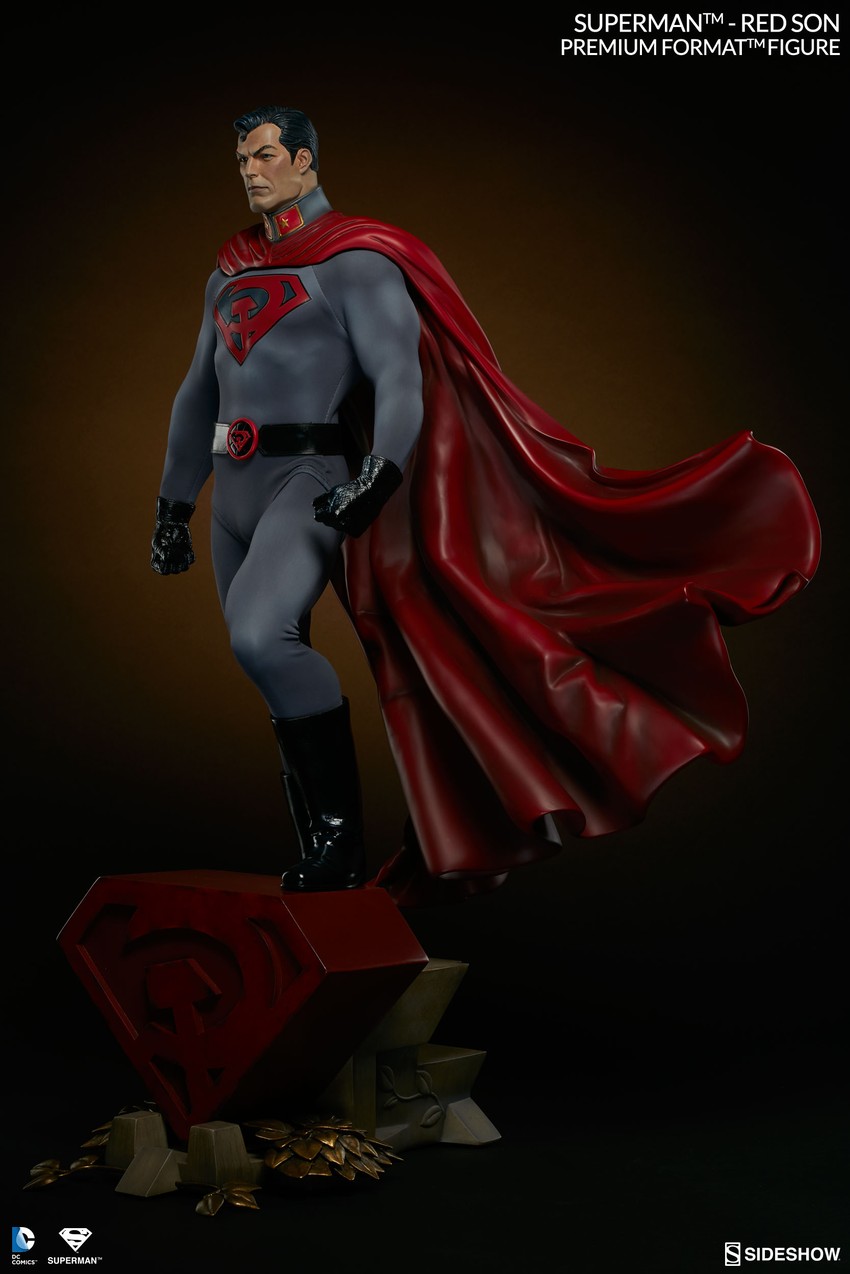 Superman Red Son Figure | Sideshow Collectibles