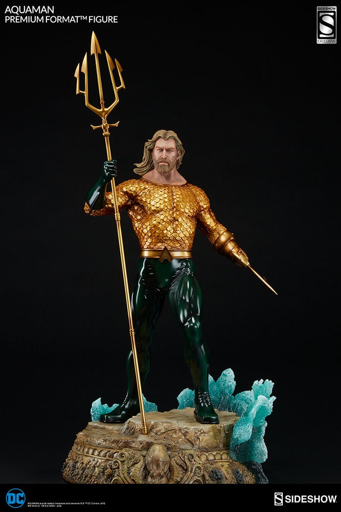 DC Comics Aquaman Premium Format™ Figure  Exclusive Edition  View 3