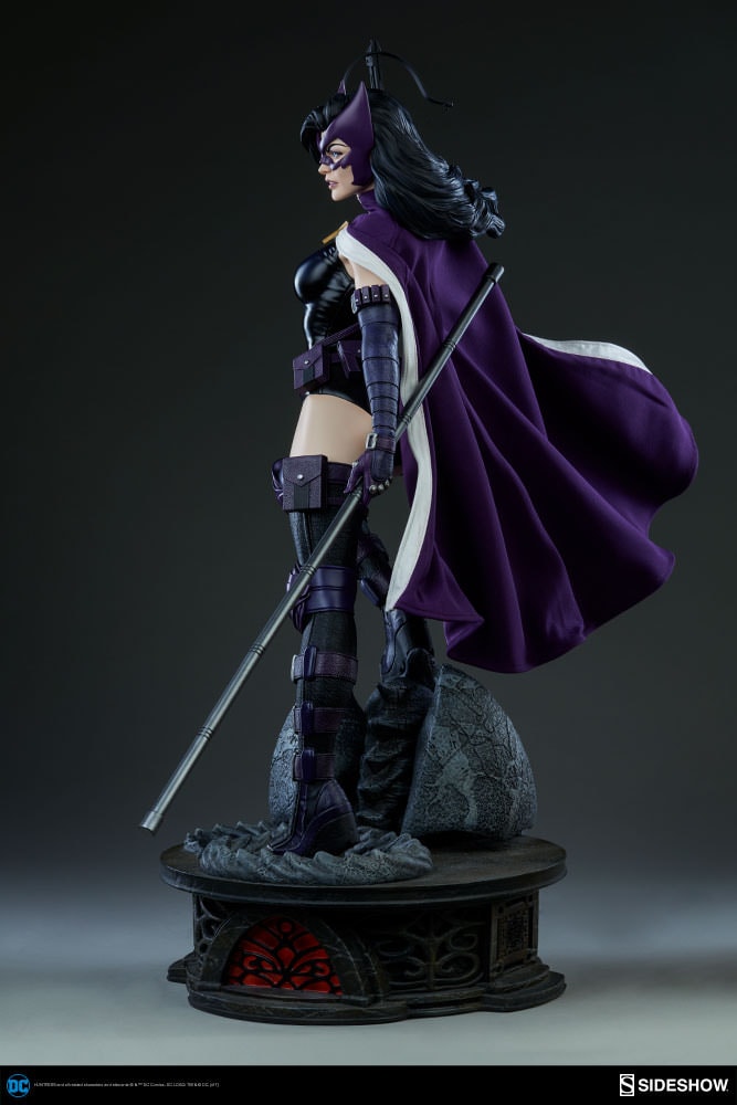 DC Comics Huntress Premium Format™ Figure  Collector Edition - Prototype Shown View 6