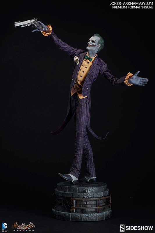 DC Comics Joker Arkham Asylum Premium Format™ Figure  Collector Edition  View 6