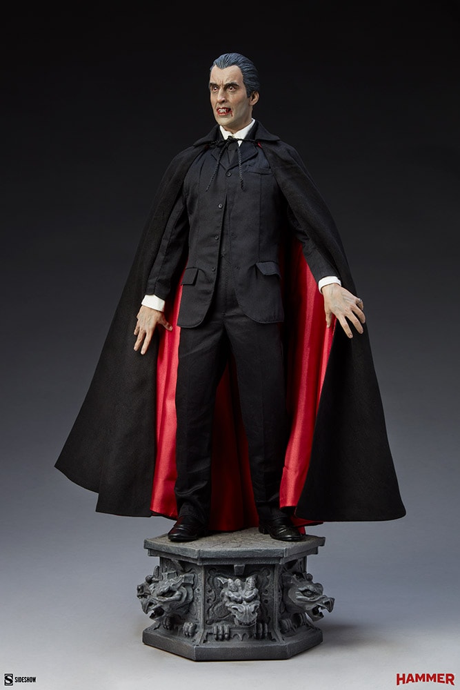 Dracula Dracula Premium Format™ Figure  View 6
