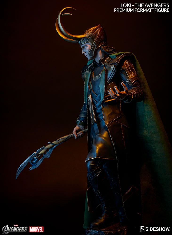 Marvel Loki Premium Format™ Figure  View 2