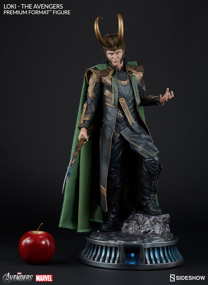 Marvel Loki Premium Format™ Figure  View 3
