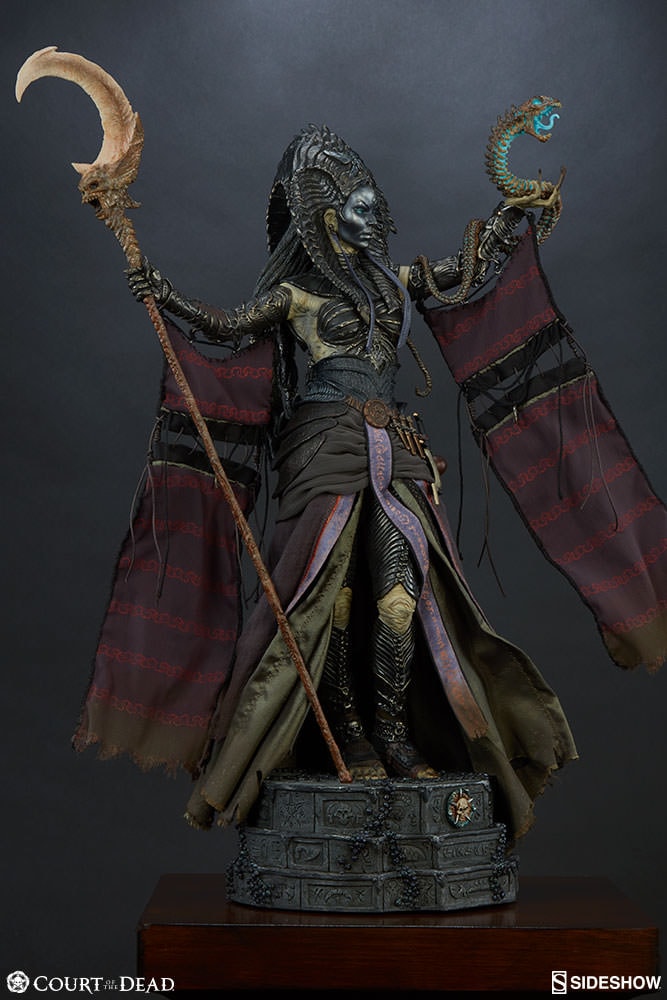 Court of the Dead Eater of the Dead Premium Format™ Figure  View 6