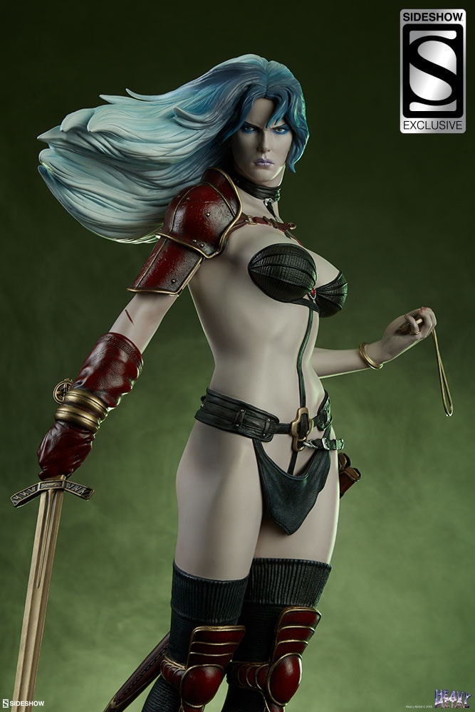 Heavy Metal Taarna Premium Format™ Figure  Exclusive Edition  View 6