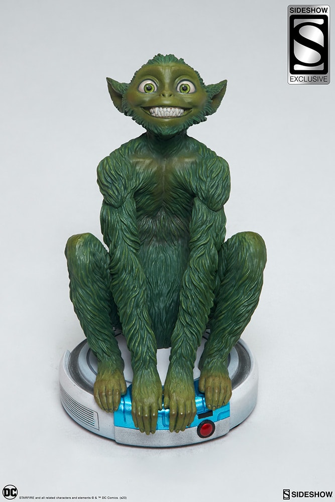 DC Comics Starfire Premium Format™ Figure  Exclusive Edition  View 2
