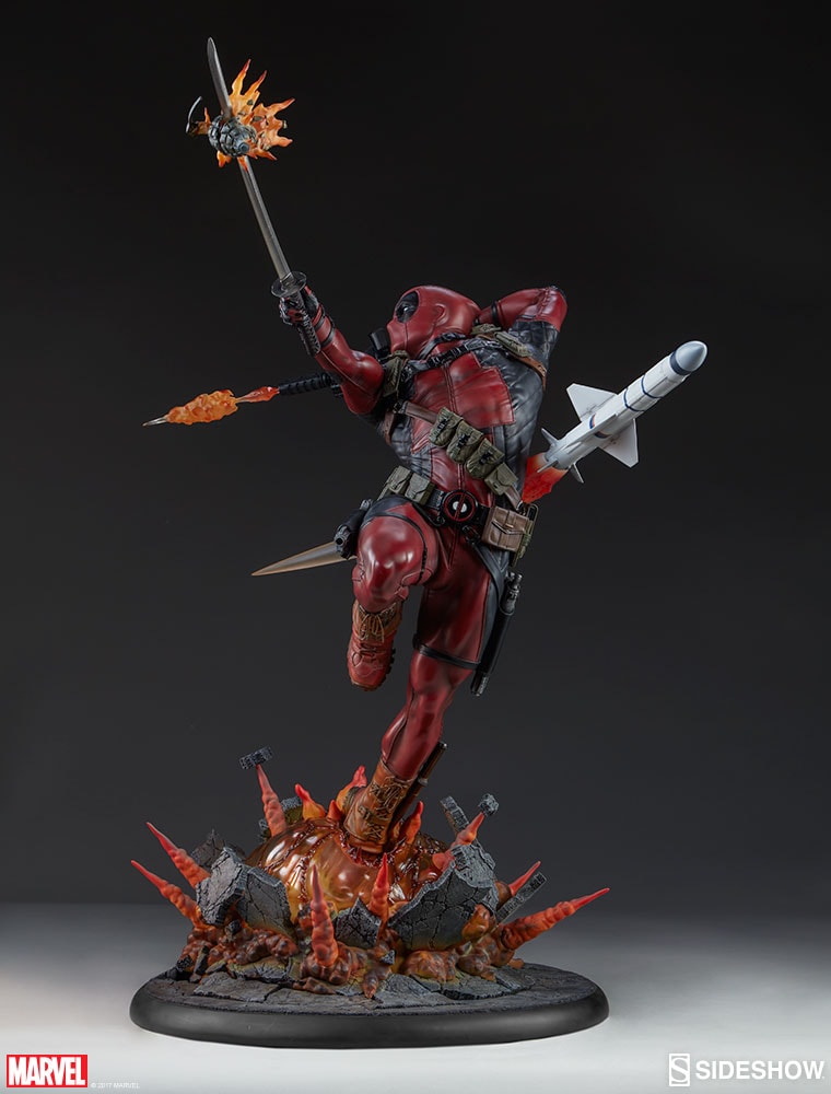 Marvel Deadpool Heat-Seeker Premium Format™ Figure  Collector Edition - Prototype Shown View 5