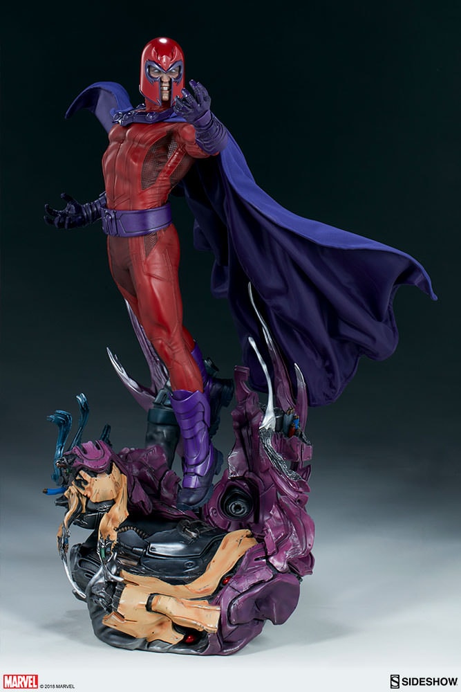 Marvel Magneto Maquette  Collector Edition  View 5