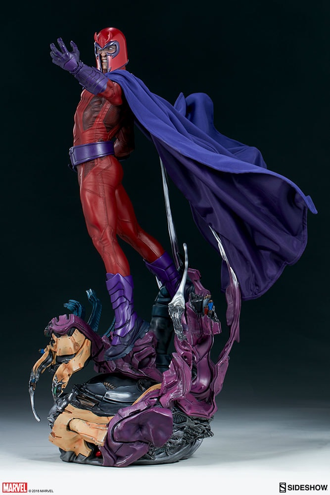 Marvel Magneto Maquette  Collector Edition  View 6