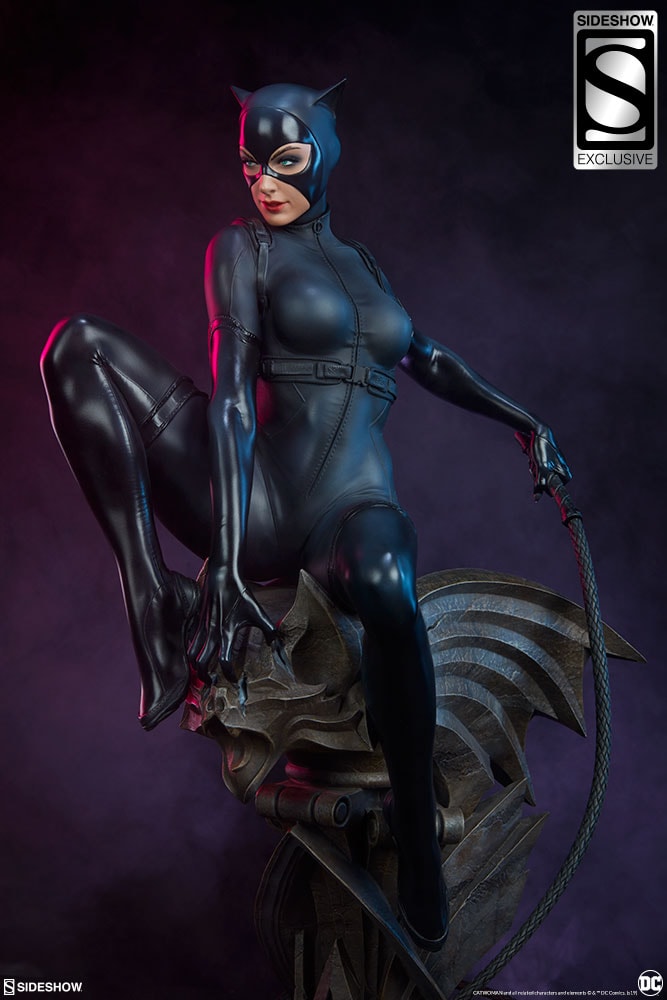 Catwoman Exclusive Edition  View 4