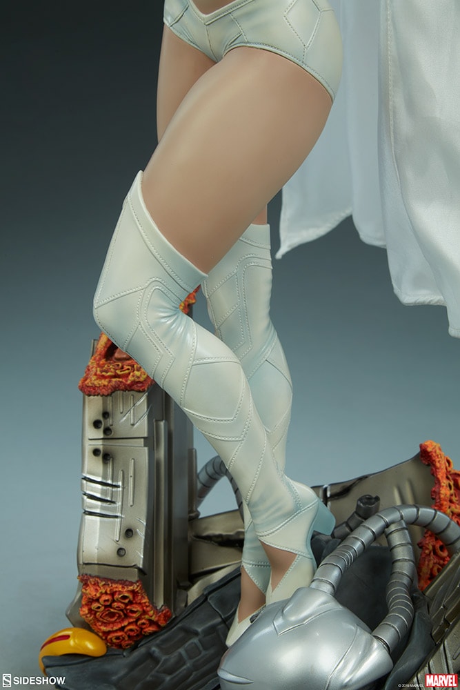 Emma Frost Collector Edition 