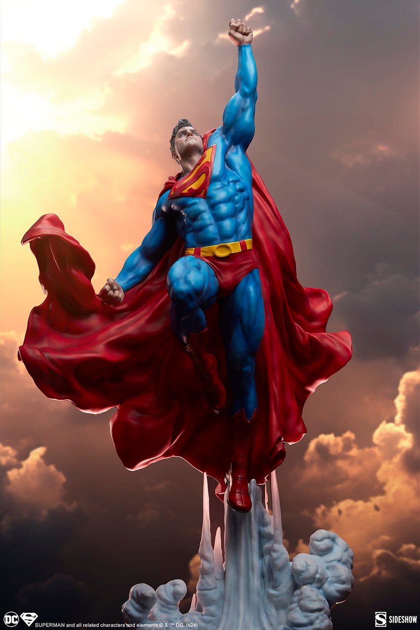 Superman Premium Format™ Figure by Sideshow Collectibles