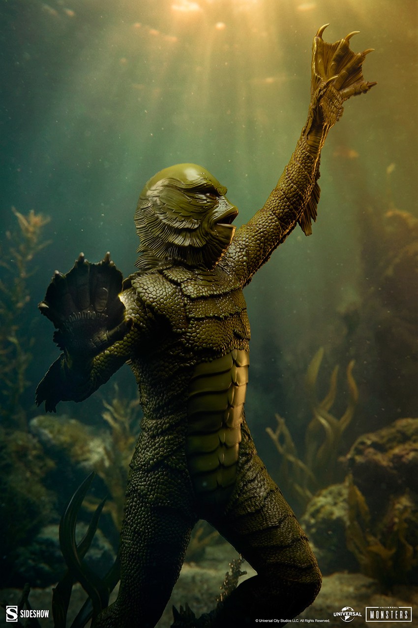 Universal Monsters Creature from the Black Lagoon Premium Format™ Figure - Prototype Shown View 4