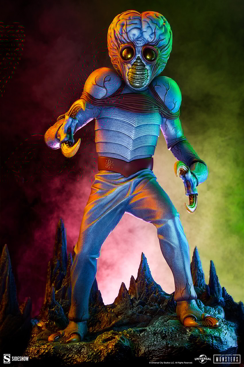 Metaluna Mutant Premium Format™ Figure by Sideshow Collectibles