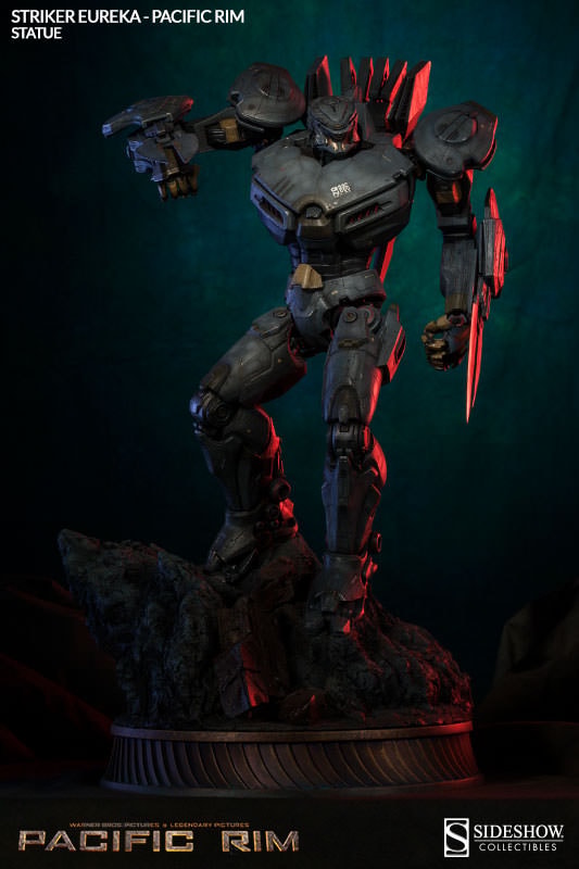 Pacific Rim Striker Eureka: Pacific Rim Statues  View 1