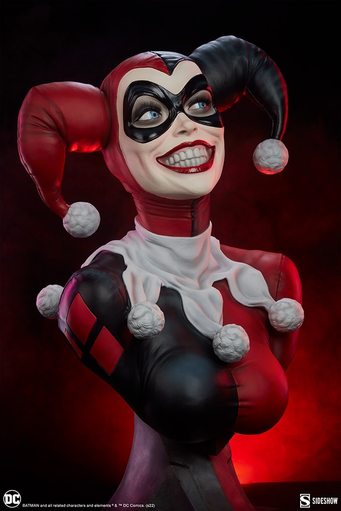 DC Comics Harley Quinn Life-Size Bust  View 5